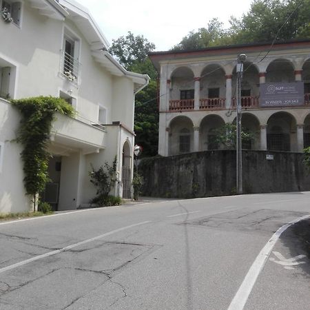 Il Cortile Friendly House Otel Borgomanero Dış mekan fotoğraf