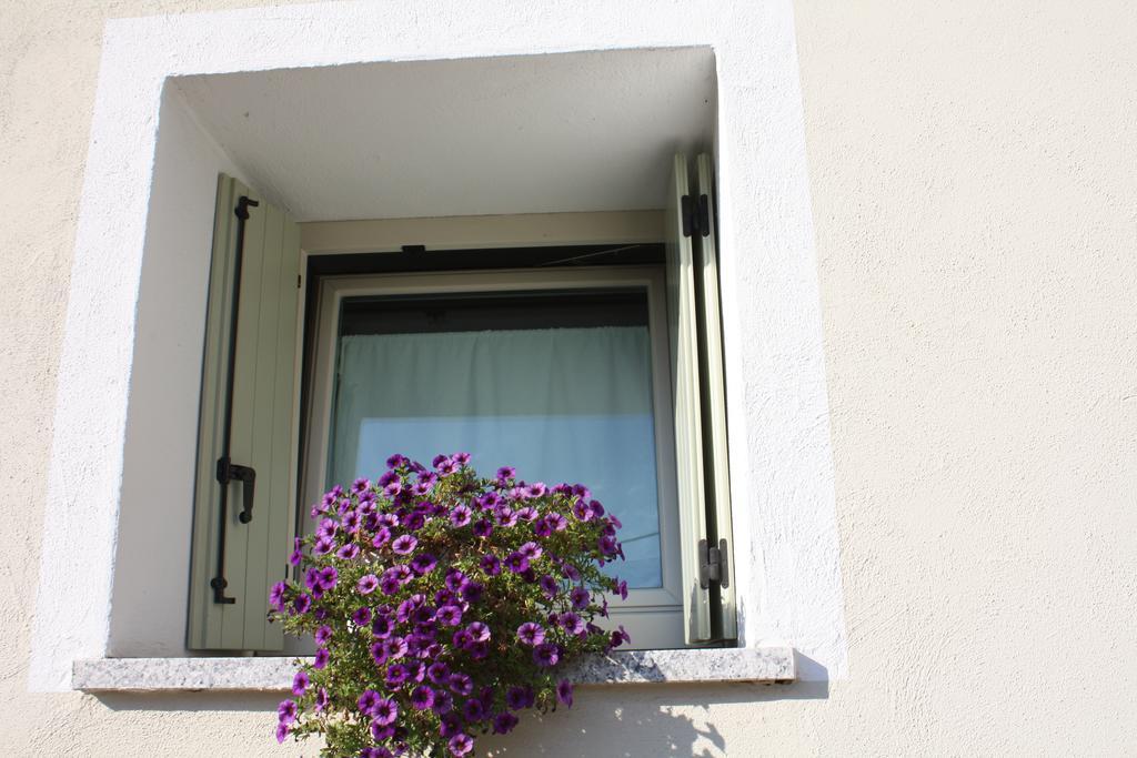 Il Cortile Friendly House Otel Borgomanero Dış mekan fotoğraf